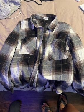 Weekends Everyday Brown & Black Plaid Button-Up Shirt